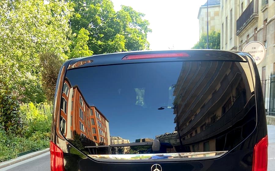 Mercedes EQV 300 — Vue arrière